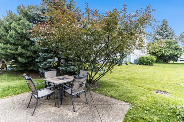 2572 Arcadia CIR #2572, Naperville, IL 60540