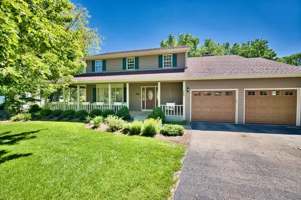 248 Perth RD, Cary, IL 60013