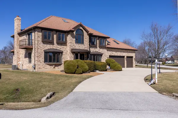 2658 E ROYAL RIDGE DR, Crete, IL 60417
