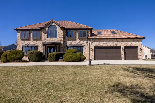 2658 E ROYAL RIDGE DR, Crete, IL 60417