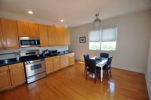718 N Willard CT #2, Chicago, IL 60642