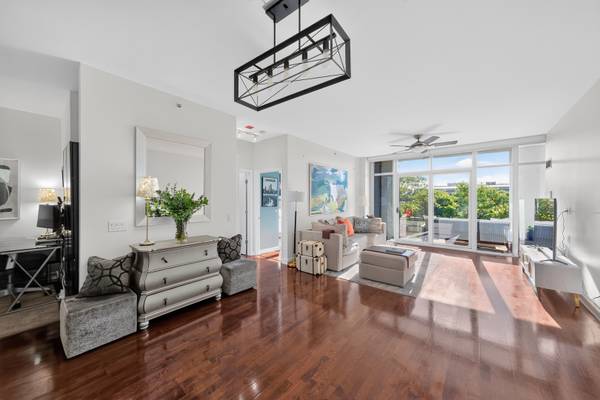 1235 S Prairie AVE #502, Chicago, IL 60605