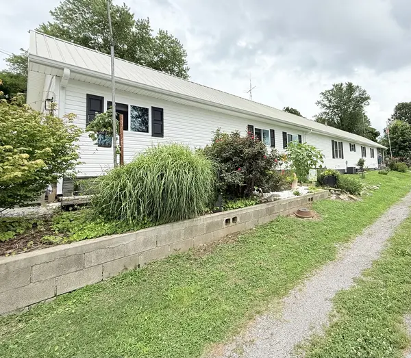 220 E ROSE ST, Cave In Rock, IL 62919