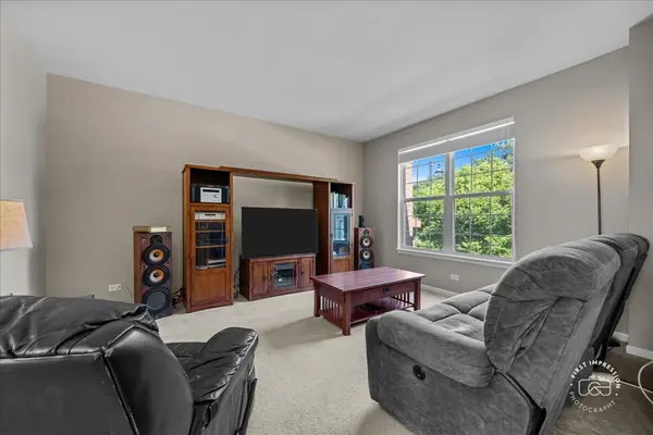1739 Maple AVE, Hanover Park, IL 60133