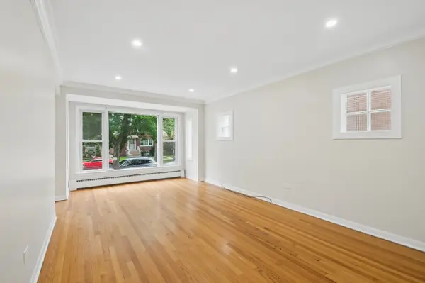 4736 S Tripp AVE #1, Chicago, IL 60632
