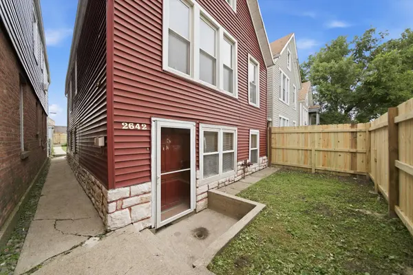 2642 S Sacramento AVE, Chicago, IL 60623