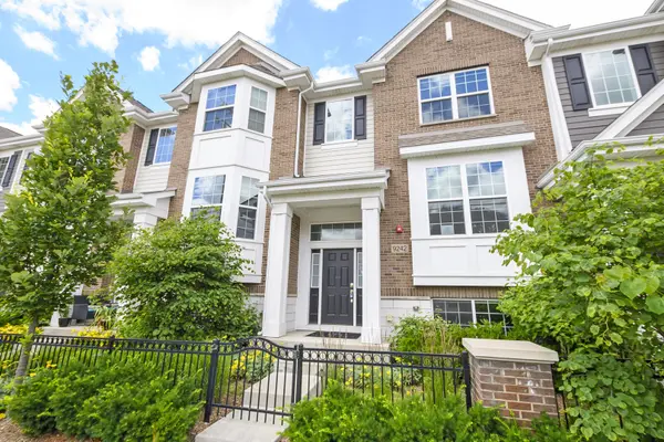 9242 143rd ST, Orland Park, IL 60462