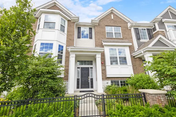 9242 143rd ST, Orland Park, IL 60462