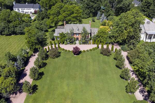 82 Woodley RD, Winnetka, IL 60093