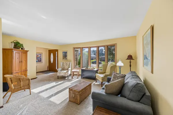 13608 Inverness DR, Orland Park, IL 60462