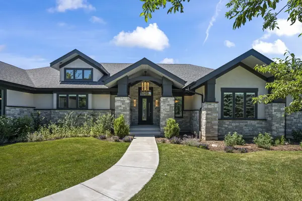 26153 W Cuba RD, Barrington, IL 60010