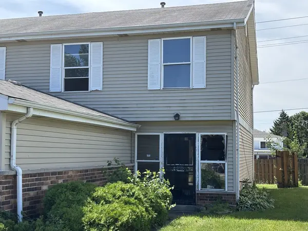 2617 E Martha PL, Burnham, IL 60633
