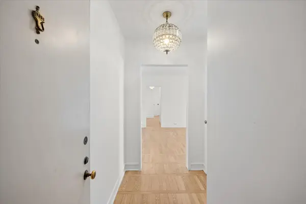 1585 Ridge AVE #705, Evanston, IL 60201