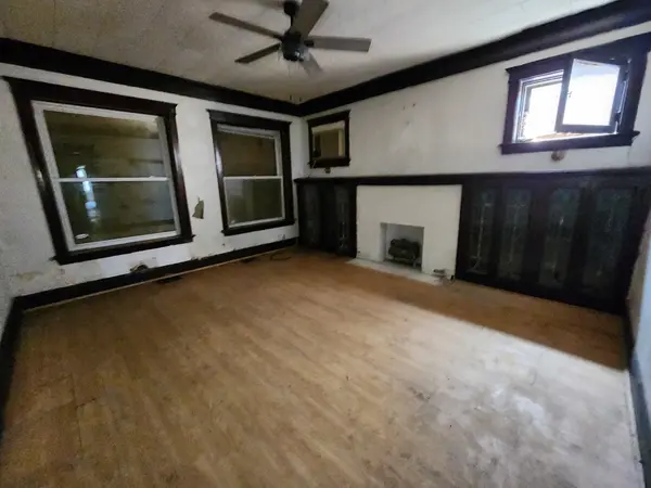6146 S Vernon AVE, Chicago, IL 60637