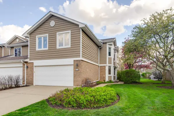 73 Woodstone DR, Buffalo Grove, IL 60089