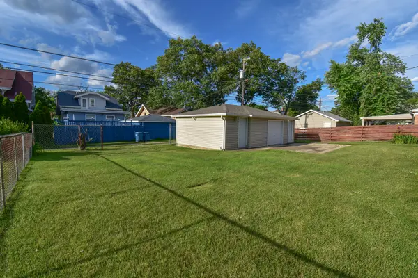 36 159th ST, Calumet City, IL 60409