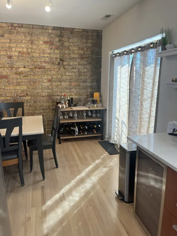 6710 N Oliphant AVE #3, Chicago, IL 60631