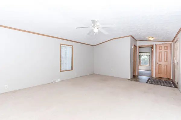 13 COUNTRYSIDE EST, Sandwich, IL 60548