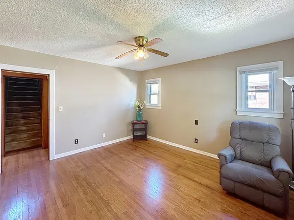 166 16th AVE, East Moline, IL 61244