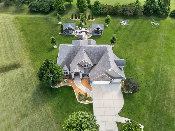 5728 Waters Edge CT, Yorkville, IL 60560