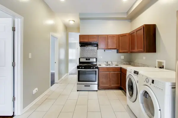 5632 S Wabash AVE, Chicago, IL 60637