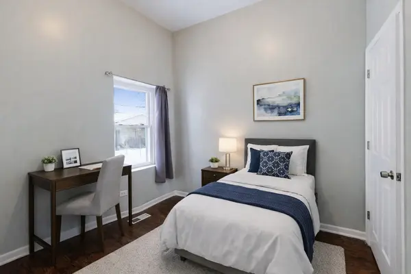 5632 S Wabash AVE, Chicago, IL 60637