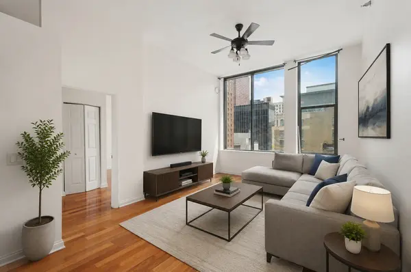 8 W Monroe ST #902, Chicago, IL 60603