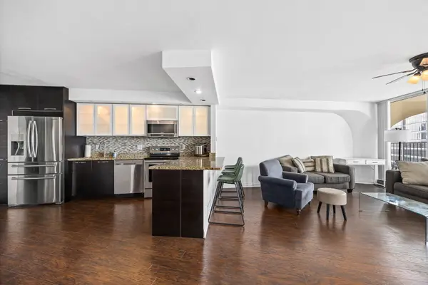 300 N STATE ST #5618, Chicago, IL 60654