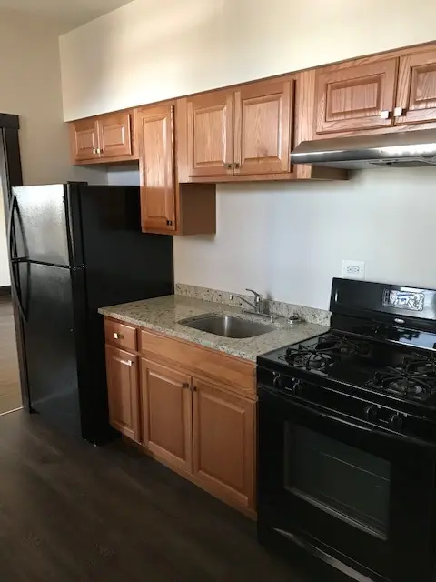 7001 S Vernon AVE, Chicago, IL 60637
