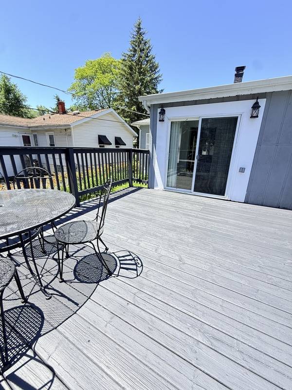 14607 Saint Louis AVE, Midlothian, IL 60445