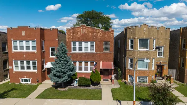 3051 N MASON AVE, Chicago, IL 60634