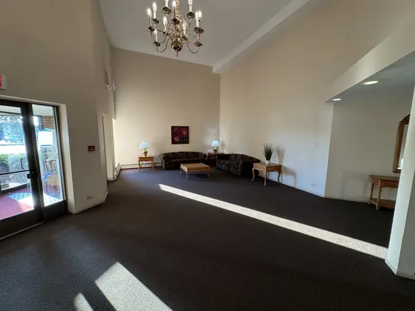 1375 Rebecca DR #302, Hoffman Estates, IL 60169
