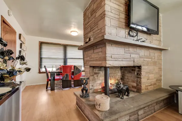 124 Sawyer AVE, La Grange, IL 60525