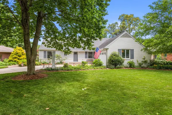 1712 Lincoln RD, Champaign, IL 61821