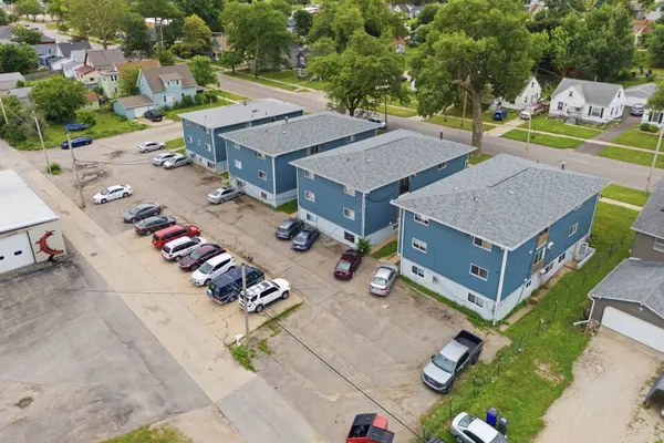 806 15th AVE SW, Cedar Rapids, IA 52404