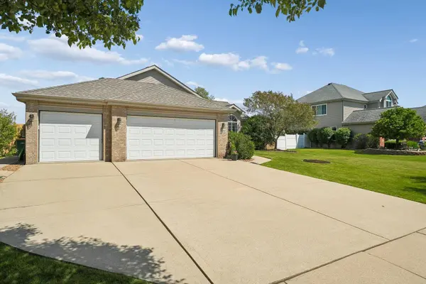 24857 Buttercup LN, Manhattan, IL 60442