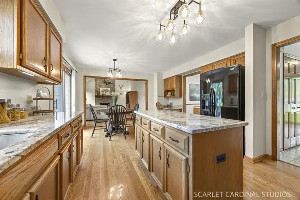 1119 Book RD, Naperville, IL 60540