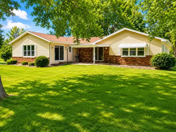 2104 Melvin RD, Rock Falls, IL 61071