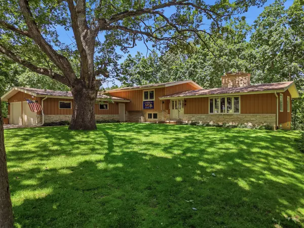 14950 Melinda DR, Morrison, IL 61270