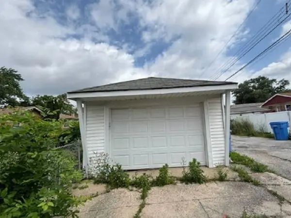 11841 S Campbell AVE, Chicago, IL 60655