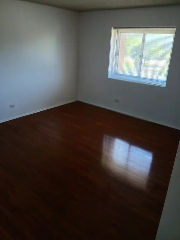 3223 W Parkway DR #3A, Northbrook, IL 60062