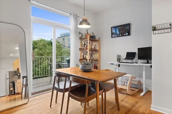 940 W Fry ST #3E, Chicago, IL 60642