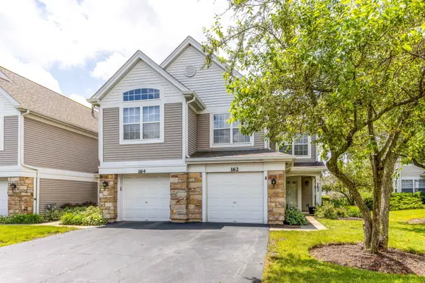 162 Fairfield LN #162, Carol Stream, IL 60188