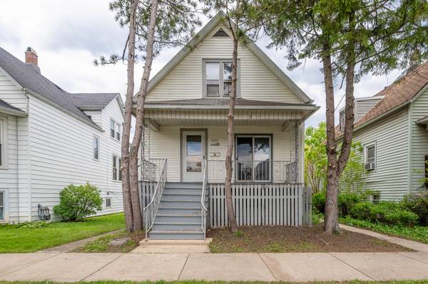 5834 W Byron ST, Chicago, IL 60634