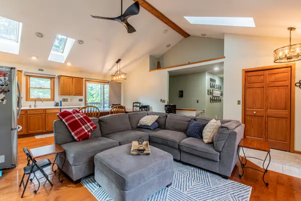 19 Chairtree CT, Putnam, IL 61560