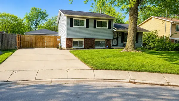 117 Galewood DR, Bolingbrook, IL 60440