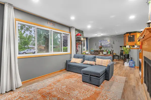 442 W Auburn LN, Crete, IL 60417