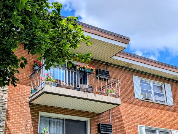4229 N Keystone AVE #3H, Chicago, IL 60641