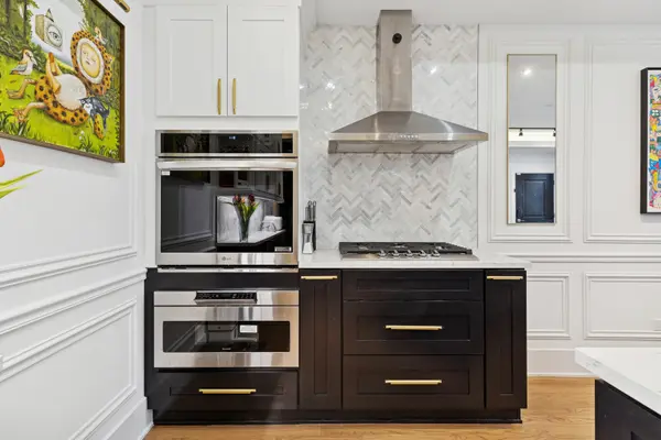 3105 S Giles AVE #1S, Chicago, IL 60616