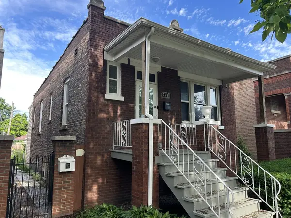 2639 Cuyler AVE, Berwyn, IL 60402